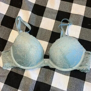Gap Body Bra size 34A favorite uplift push-up bra